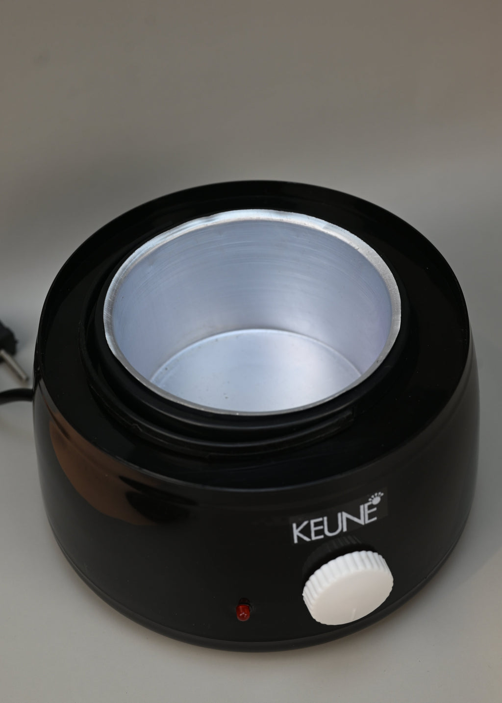 KEUNE WAX MACHINE